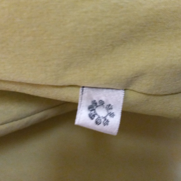 Zenergy By Chico's Sage Colored, 1 Pocket, Zip Up,  LIGHTWEIGHT, Jacket - Picture 3 of 11